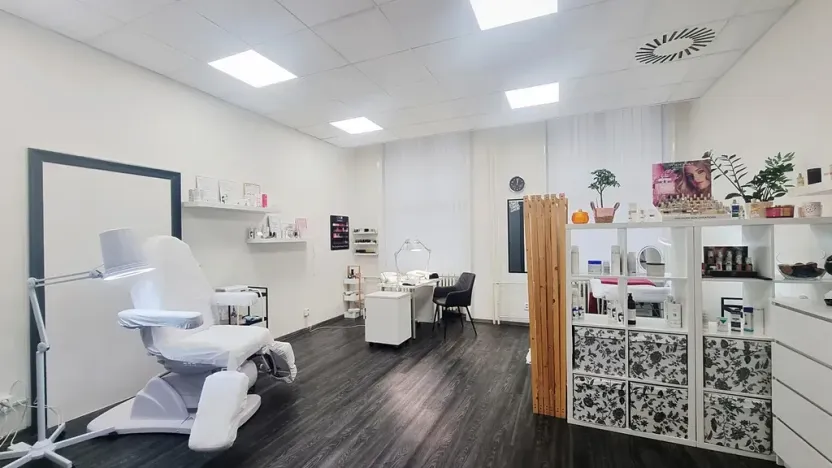 Pronájem obchodního prostoru, Brno, Sukova, 32 m2