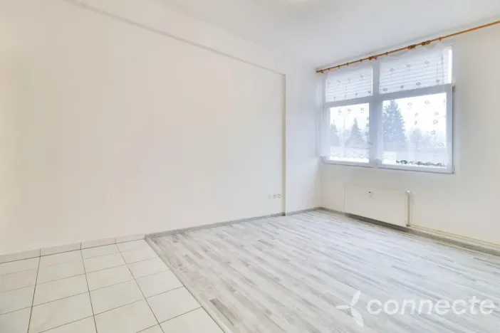 Pronájem bytu 2+kk, Zruč nad Sázavou, náměstí Míru, 36 m2