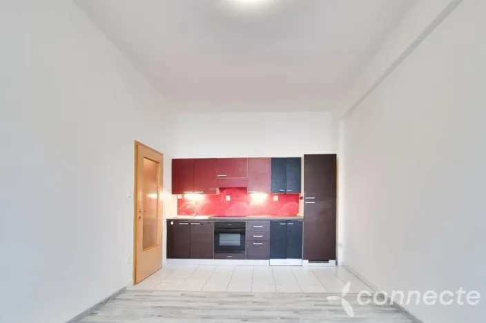 Pronájem bytu 2+kk, Zruč nad Sázavou, náměstí Míru, 36 m2