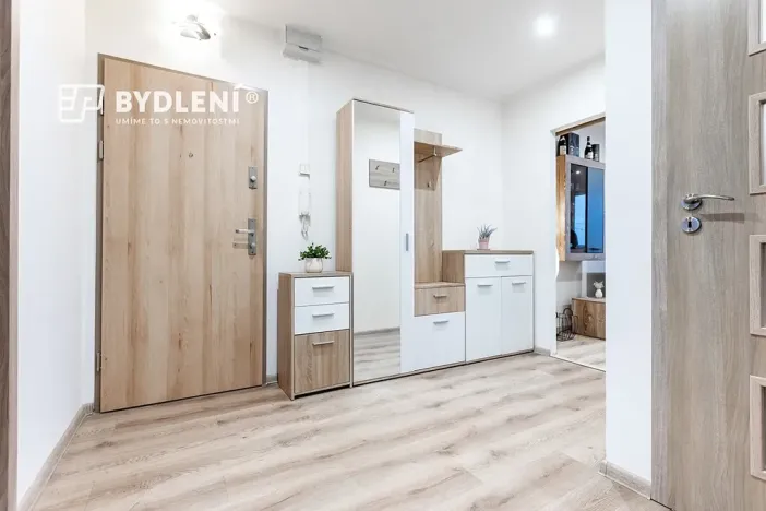 Pronájem bytu 3+kk, Teplice, Trnovanská, 71 m2