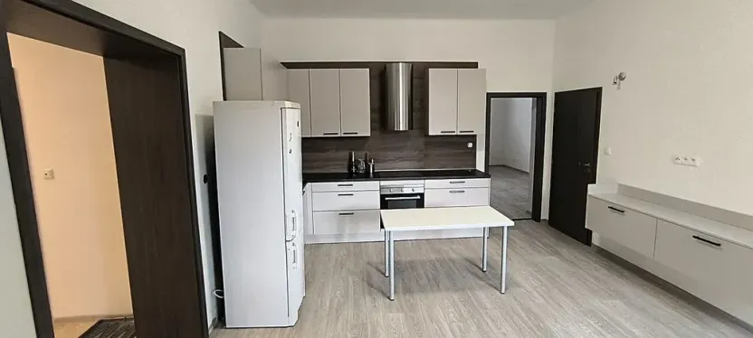 Pronájem bytu 3+kk, Cheb, Mánesova, 76 m2