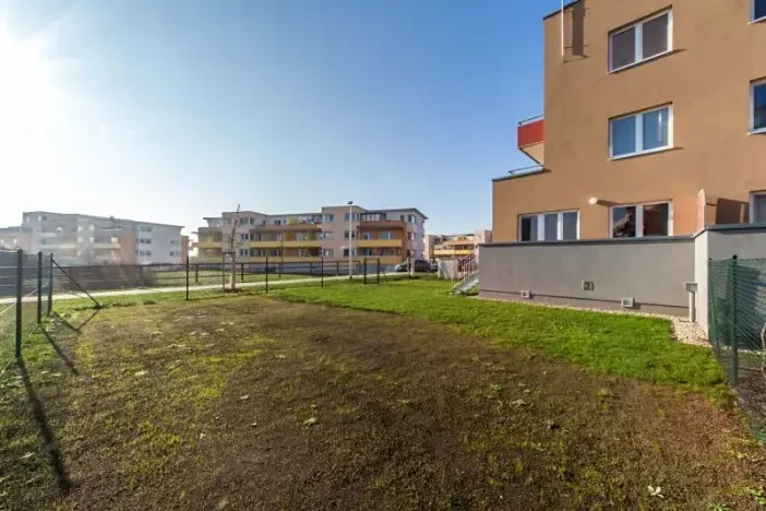 Pronájem bytu 2+kk, Praha - Kyje, Federova, 39 m2