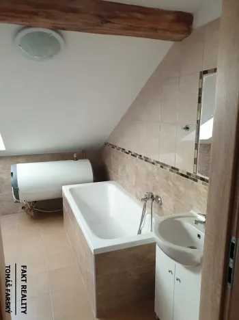 Pronájem bytu 1+kk, Ústí nad Labem, Londýnská, 43 m2