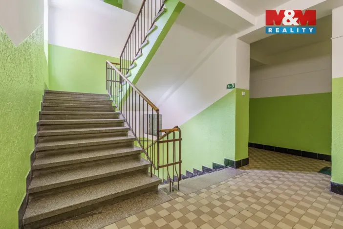 Prodej bytu 2+1, Karlovy Vary, K. Čapka, 55 m2