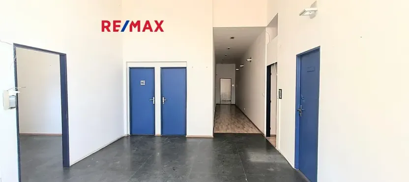 Pronájem kanceláře, Praha - Kobylisy, Horňátecká, 14 m2