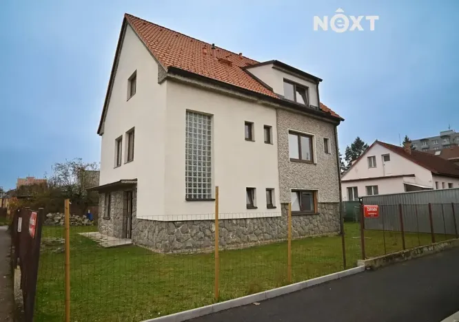Prodej bytu 3+1, České Budějovice, Ant. Slavíčka, 62 m2