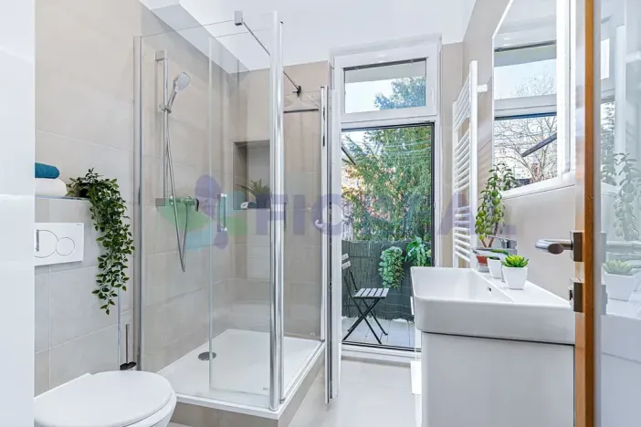 Prodej bytu 2+kk, Praha - Holešovice, U Uranie, 69 m2