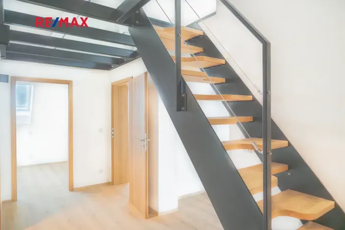 Prodej bytu 4+1, Černilov, 130 m2