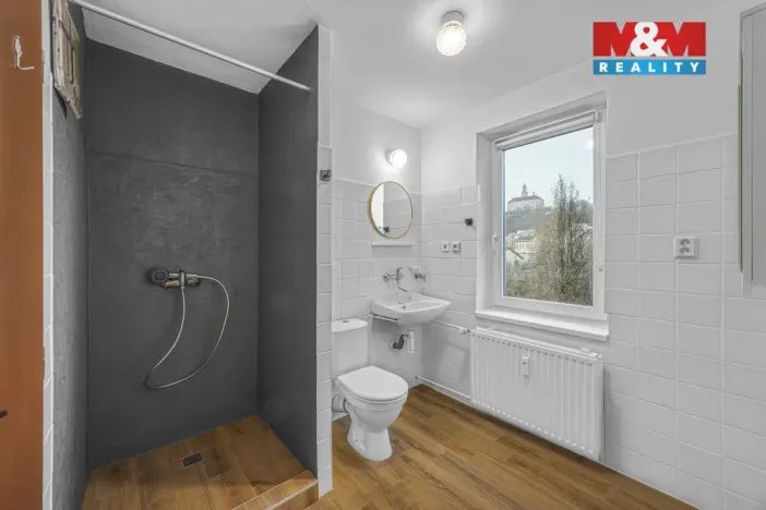 Pronájem bytu 1+1, Náchod, Raisova, 32 m2