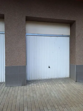 Pronájem garáže, Brno, Trýbova, 20 m2