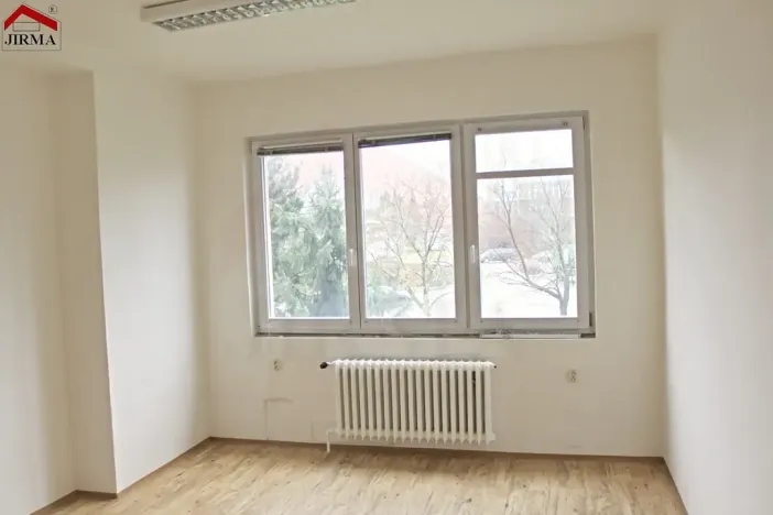 Pronájem kanceláře, Kolín, U Křižovatky, 19 m2