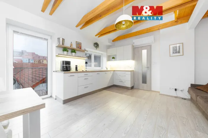 Prodej bytu 2+kk, Mikulov, Koněvova, 36 m2