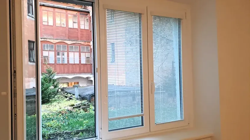 Pronájem bytu 1+kk, Praha - Braník, Pod vinohradem, 27 m2