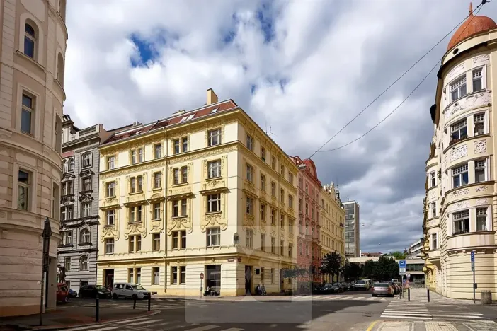 Prodej bytu 3+kk, Praha - Holešovice, Šimáčkova, 67 m2