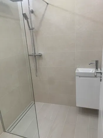 Pronájem bytu 1+kk, Praha - Vinohrady, Nad olšinami, 27 m2