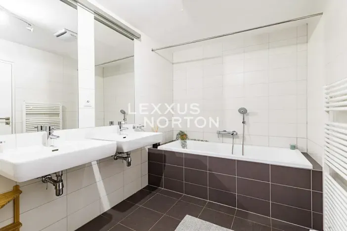 Pronájem bytu 4+kk, Praha - Smíchov, Švédská, 118 m2