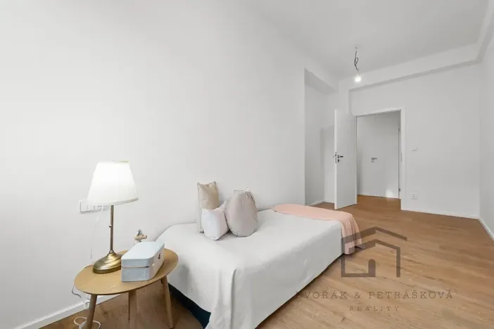 Pronájem bytu 3+kk, Praha - Libeň, Sokolovská, 64 m2