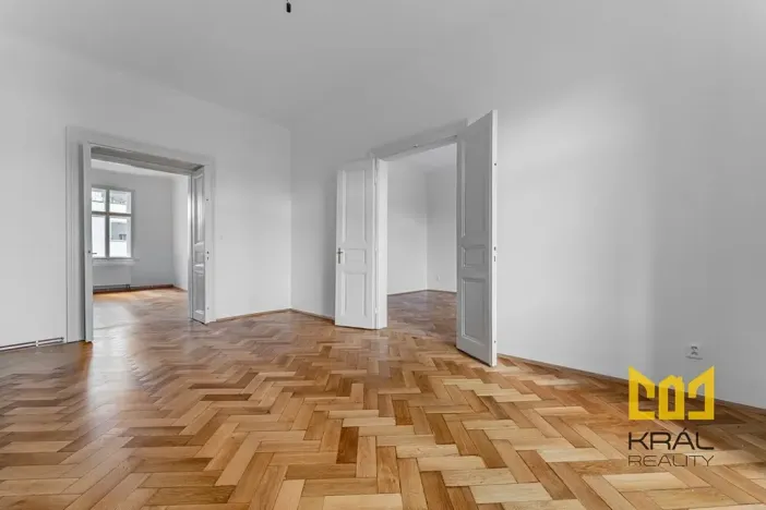 Pronájem bytu 3+1, Praha - Smíchov, Arbesovo náměstí, 113 m2