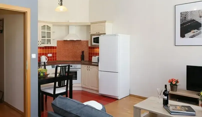 Pronájem bytu 1+kk, Praha - Vinohrady, Sázavská, 35 m2