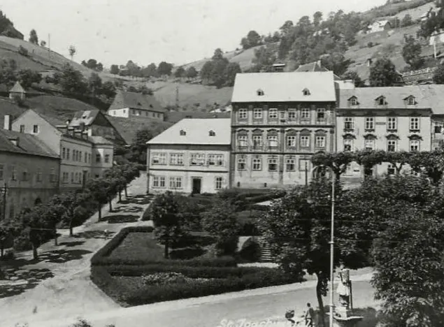 Prodej bytu 1+kk, Jáchymov, náměstí Republiky, 38 m2