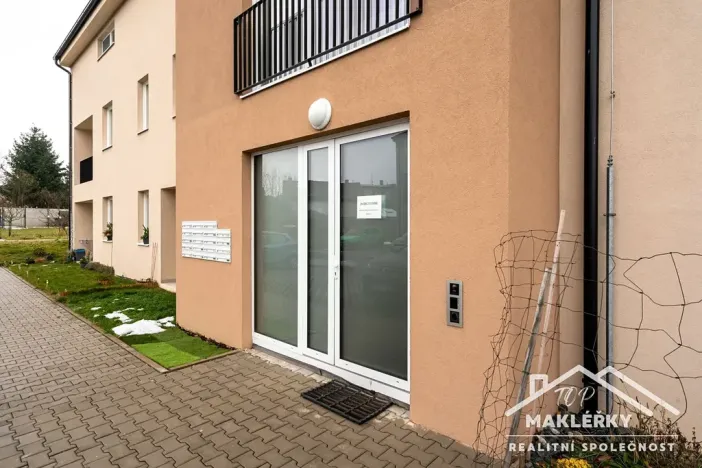 Pronájem bytu 1+kk, Uhlířské Janovice, Hrnčířská, 30 m2