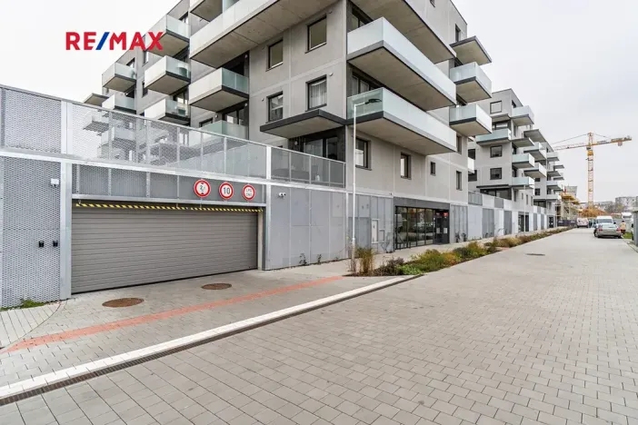 Prodej bytu 2+kk, Praha - Prosek, Čakovická, 43 m2