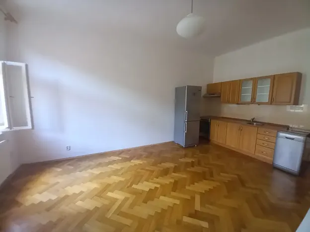 Pronájem bytu 2+kk, Praha - Holešovice, Letohradská, 48 m2