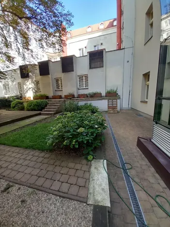 Pronájem bytu 2+kk, Praha - Holešovice, Letohradská, 48 m2