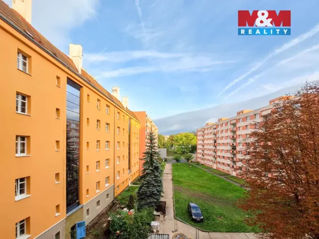 Prodej bytu 2+1, Teplice - Trnovany, Masarykova třída, 67 m2