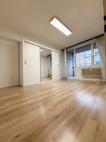 Pronájem bytu 4+1, Mladá Boleslav, Erbenova, 79 m2