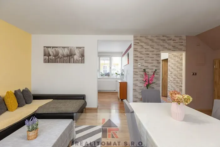 Pronájem rodinného domu, Horoušany, Na Svahu, 133 m2