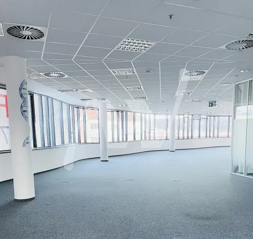 Pronájem kanceláře, Praha - Libeň, Českomoravská, 773 m2