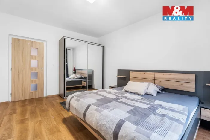 Prodej bytu 3+1, Ústí nad Labem - Střekov, Tolstého, 79 m2