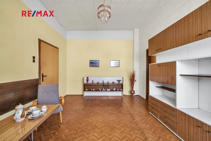 Prodej rodinného domu, Plaňany, Pražská, 152 m2