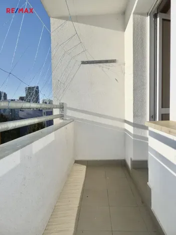 Pronájem bytu 2+1, Praha - Malešice, Káranská, 53 m2