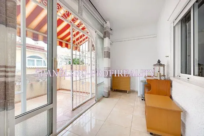 Prodej vily, Alicante, Španělsko, 59 m2