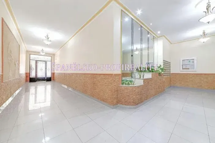 Prodej bytu 4+kk, Torrevieja, Španělsko, 75 m2