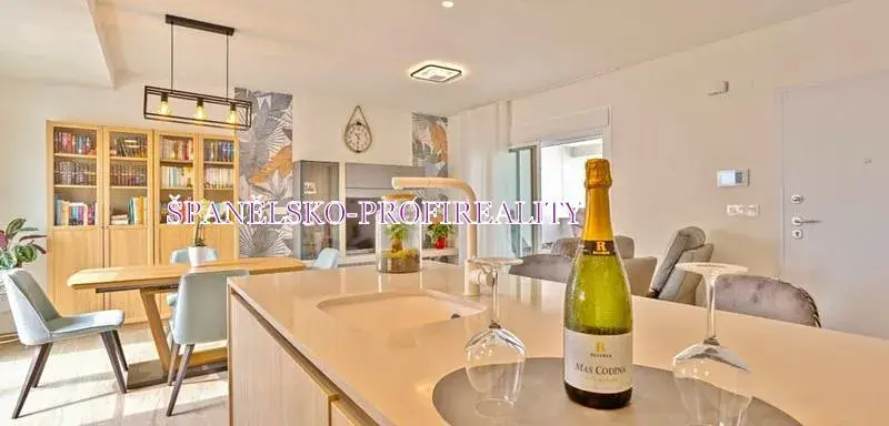 Prodej bytu 3+kk, Orihuela, Španělsko, 79 m2