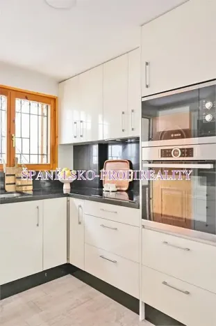 Prodej vily, Torrevieja, Španělsko, 46 m2