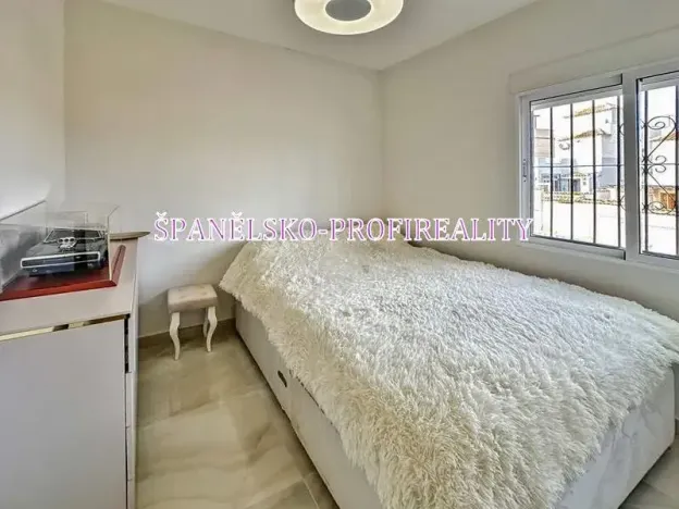 Prodej bytu 3+kk, Orihuela, Španělsko, 77 m2