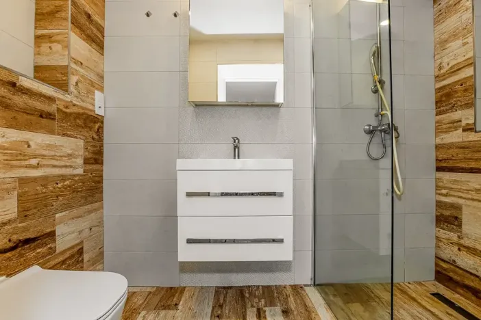 Pronájem bytu 2+1, Kaplice, Dlouhá, 48 m2