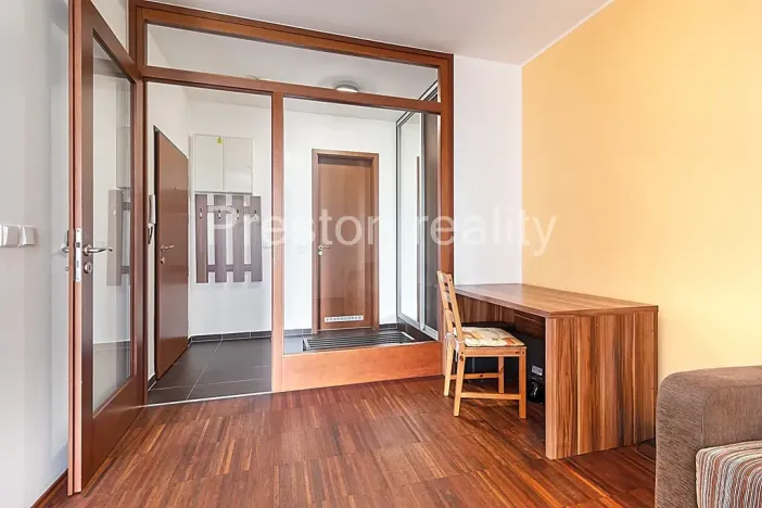 Pronájem bytu 2+kk, Praha - Stodůlky, Jeremiášova, 47 m2