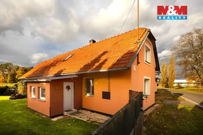 Prodej rodinného domu, Bernartice - Svatkovice, 104 m2
