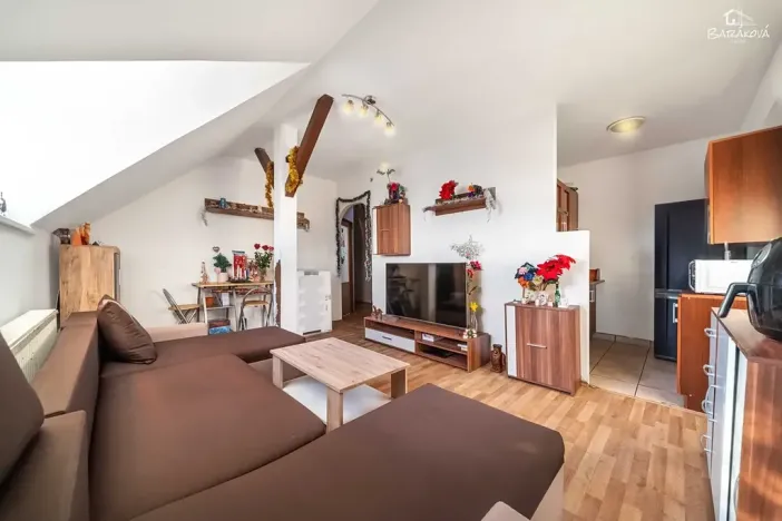 Prodej bytu 2+kk, Štěnovice, Lipová, 42 m2