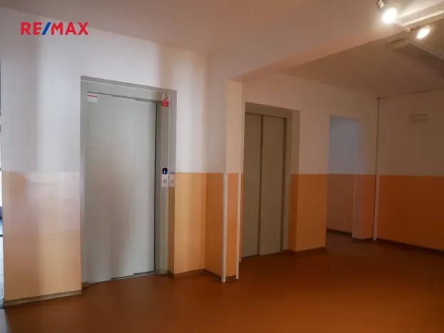 Pronájem bytu 3+1, Praha - Střížkov, Česákova, 66 m2