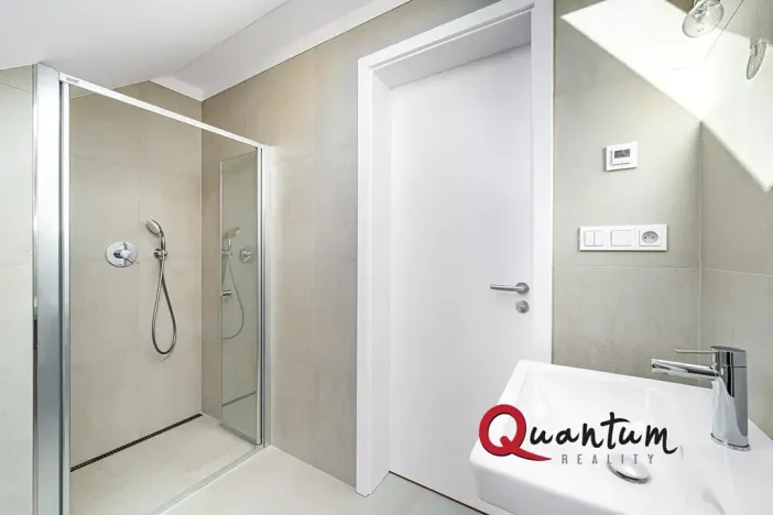 Prodej rodinného domu, Praha - Královice, Ke Tvrzi, 390 m2