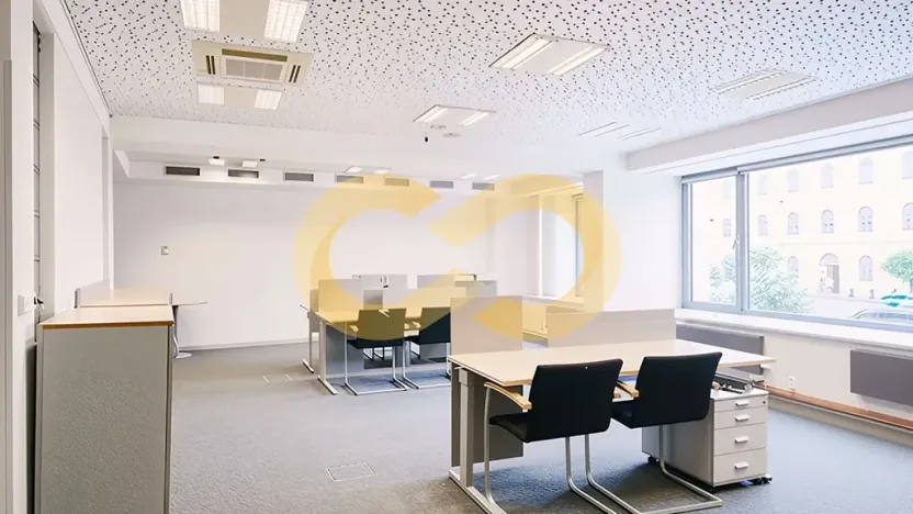 Pronájem kanceláře, Písek, Alšovo nám., 200 m2