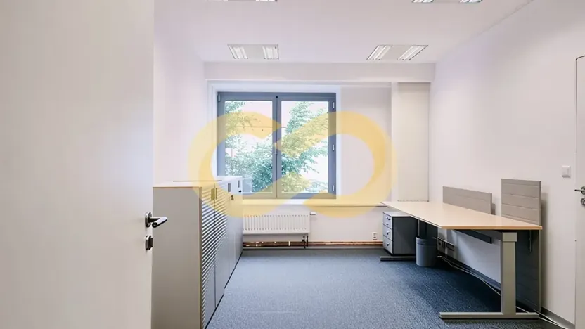 Pronájem kanceláře, Písek, Alšovo nám., 200 m2