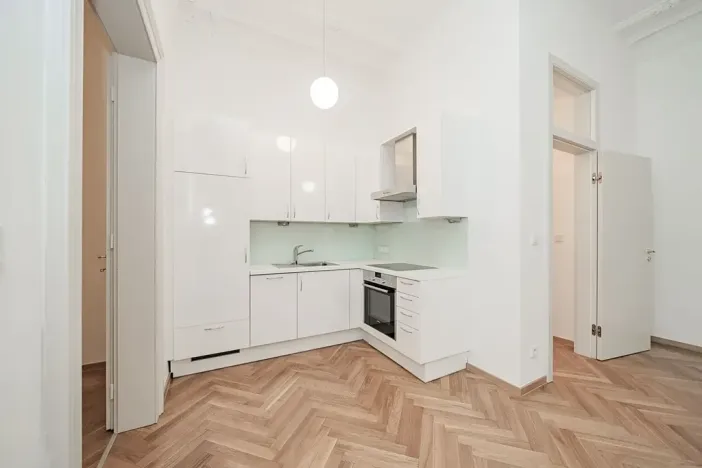 Pronájem kanceláře, Praha - Vinohrady, Balbínova, 59 m2