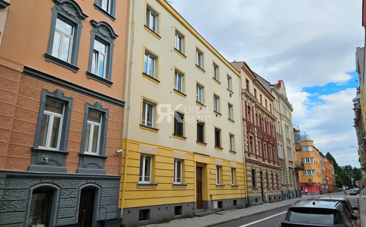 Pronájem bytu 2+1, Opava, 65 m2